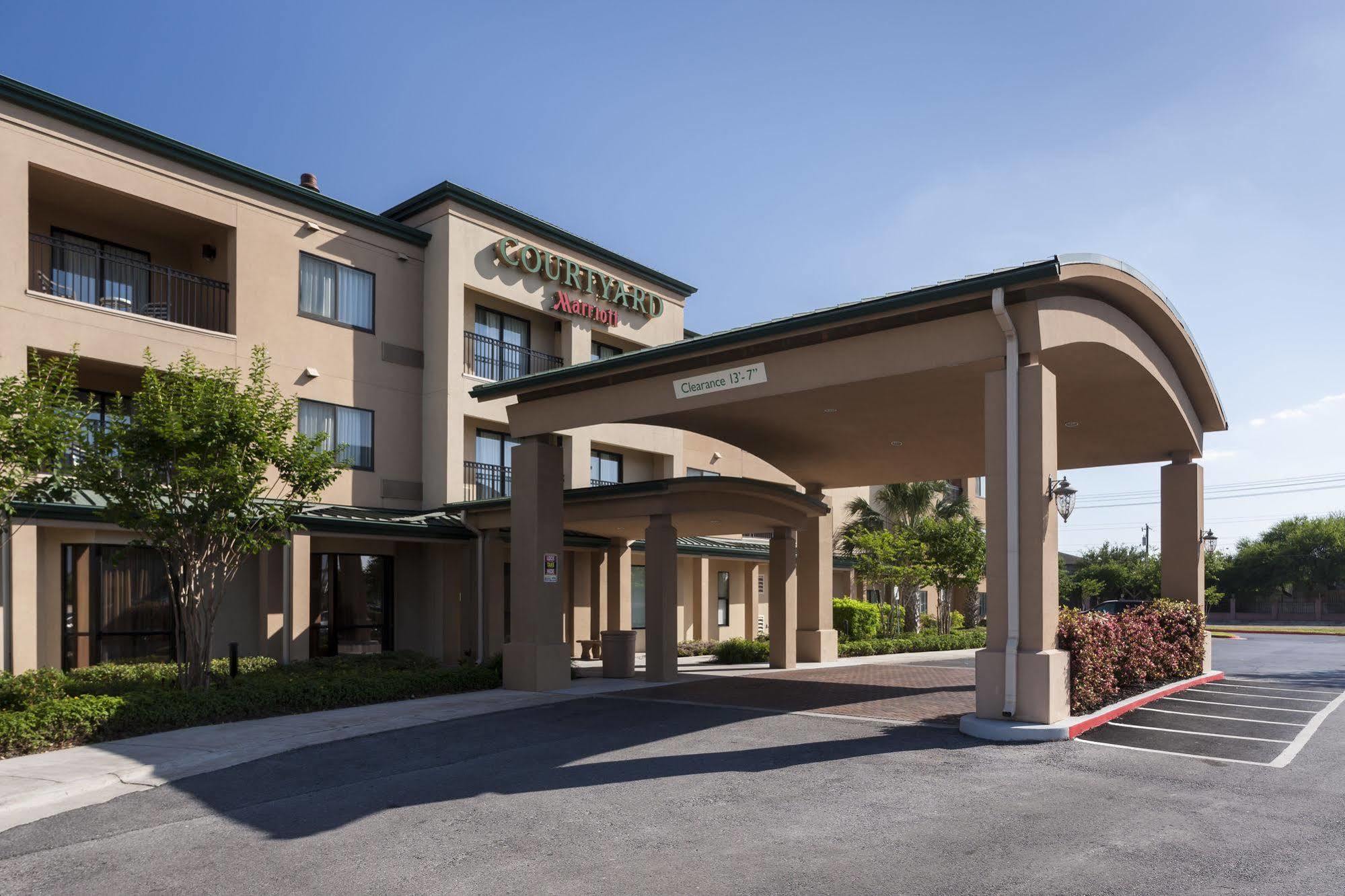 Courtyard By Marriott Brownsville Exterior photo